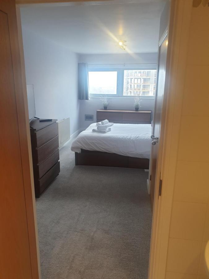 Amazing 2 Bed 2 Bath Centre Free Secure Parking Apartment Cardiff